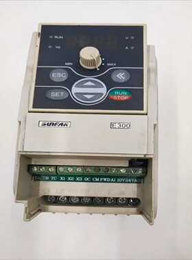 E300-2S0004220V0.4KW原装四方