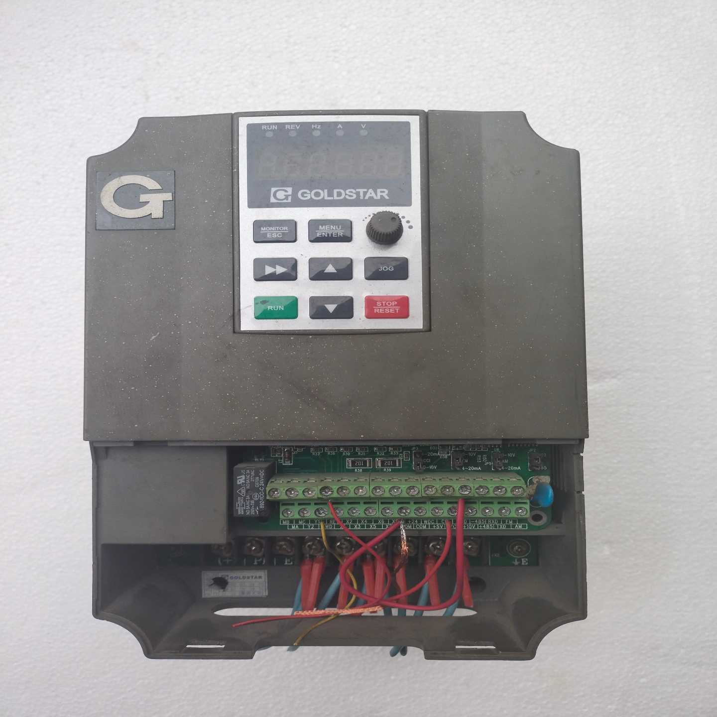 【议价】GOLDSTAR高士达变频器，型号GS200L－0037适用