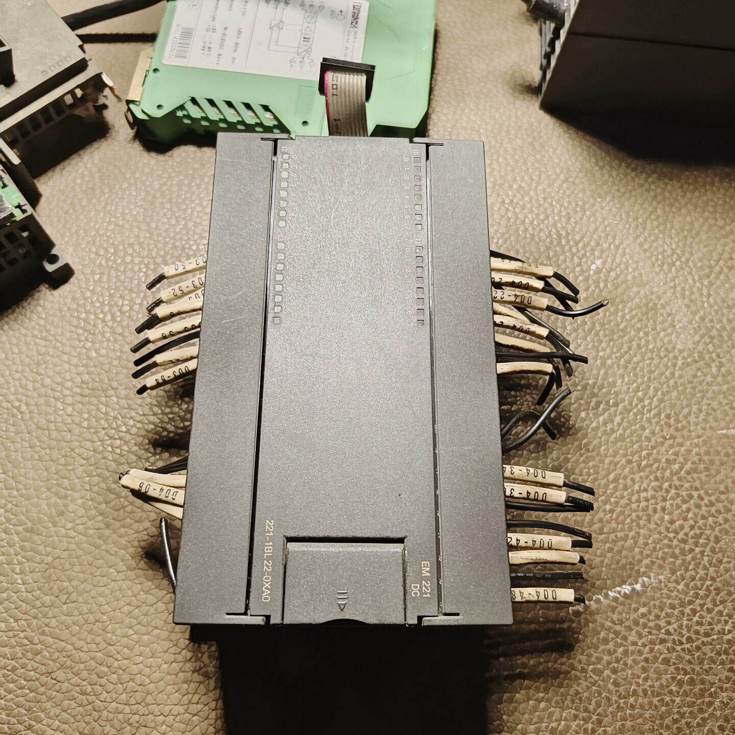 拆机仿西门子PLC模块，EM221-1BL22-0XA0 功--议价商品