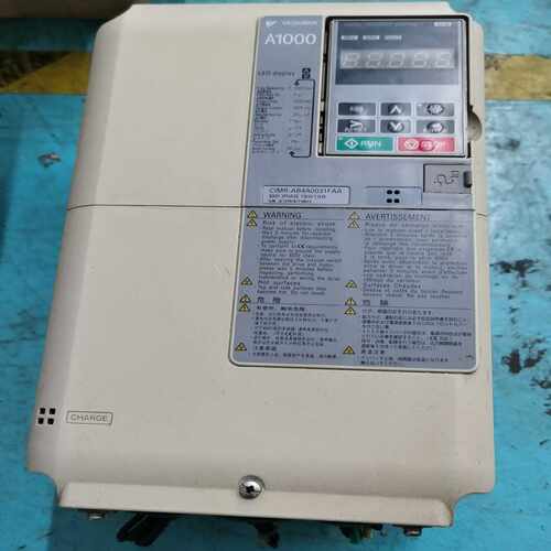 CIMR-AB4A0031FAA，11KW安川变频器。~询价