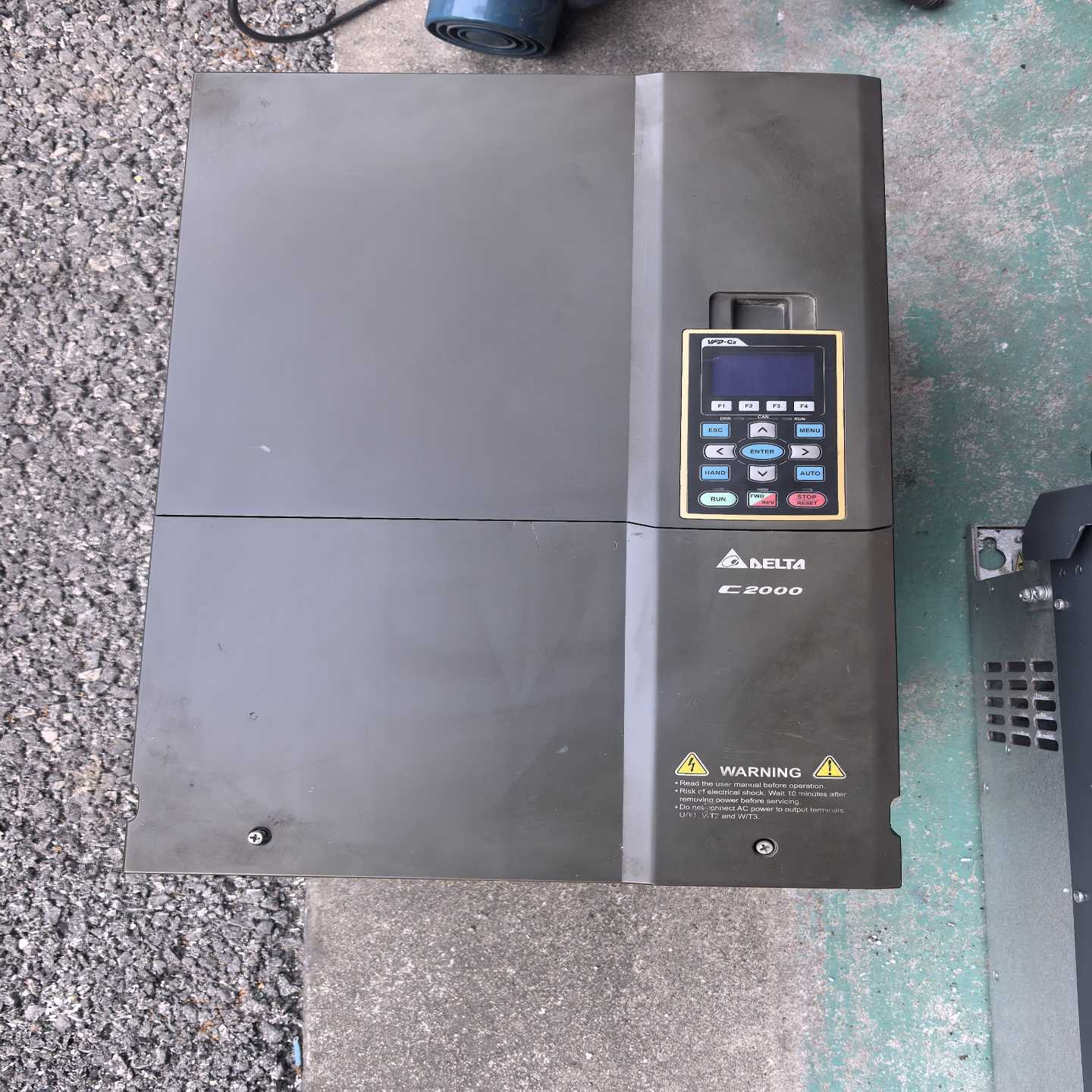 C2000变频器VFD550C43A55KW3