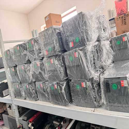 95新施耐德变频器ATV310HU55N4A，5.5kW，--议价商品