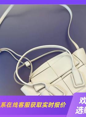 BV+acro+mini+永远的经典版型～+白色优雅的百搭单拍前询价下单