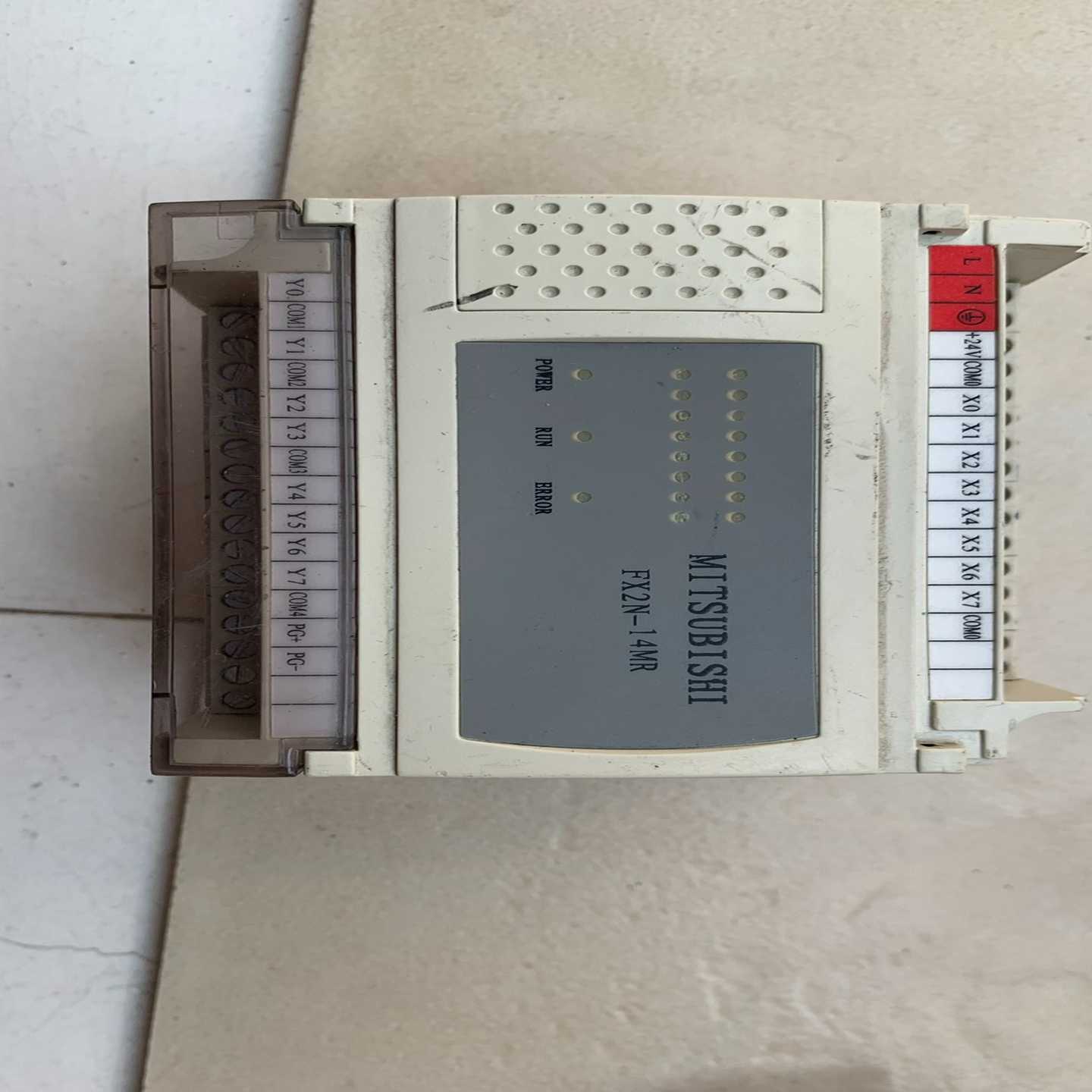 议价三菱MitsubishiPLCFX2N-14MR通电没