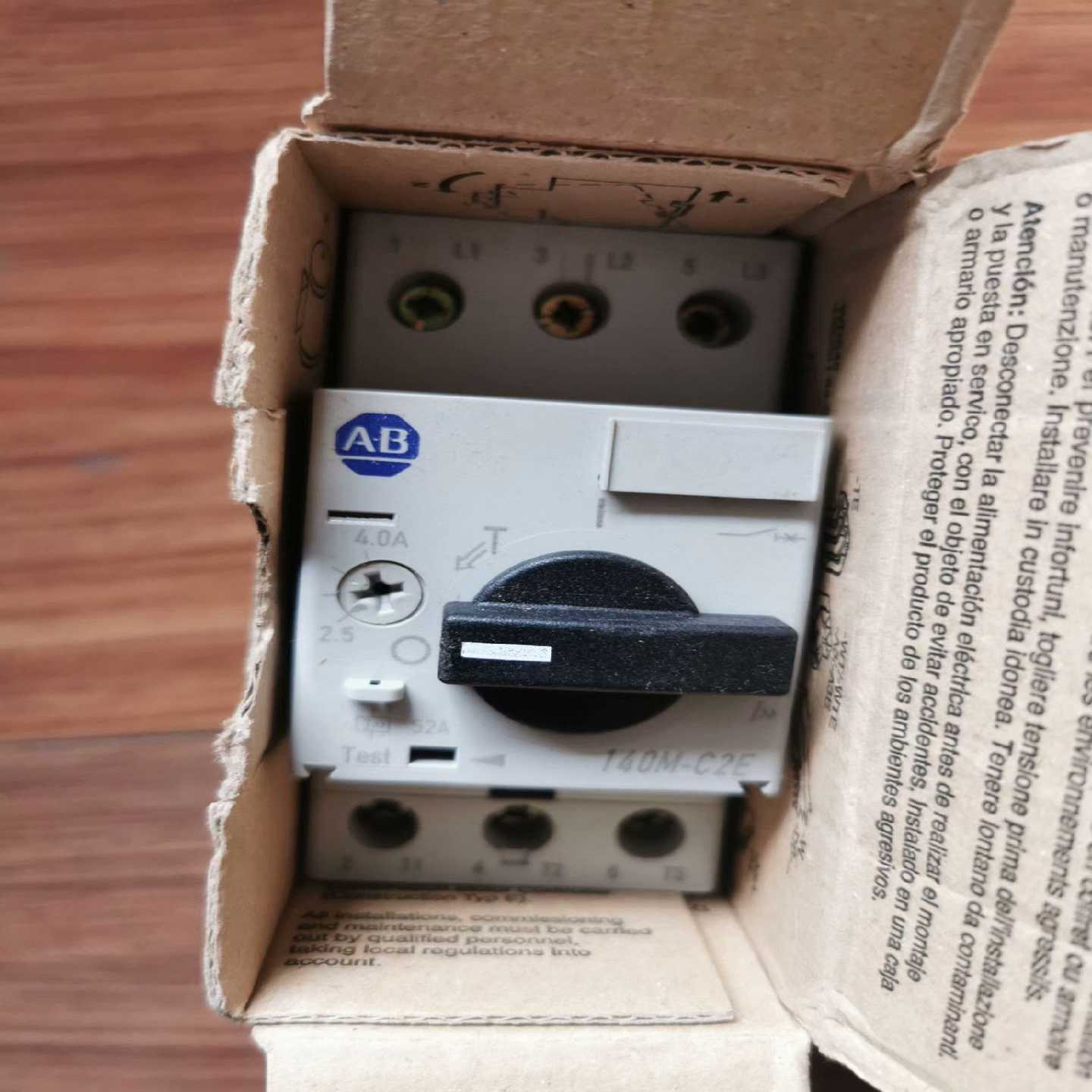 AB140M-C2E-B40询价