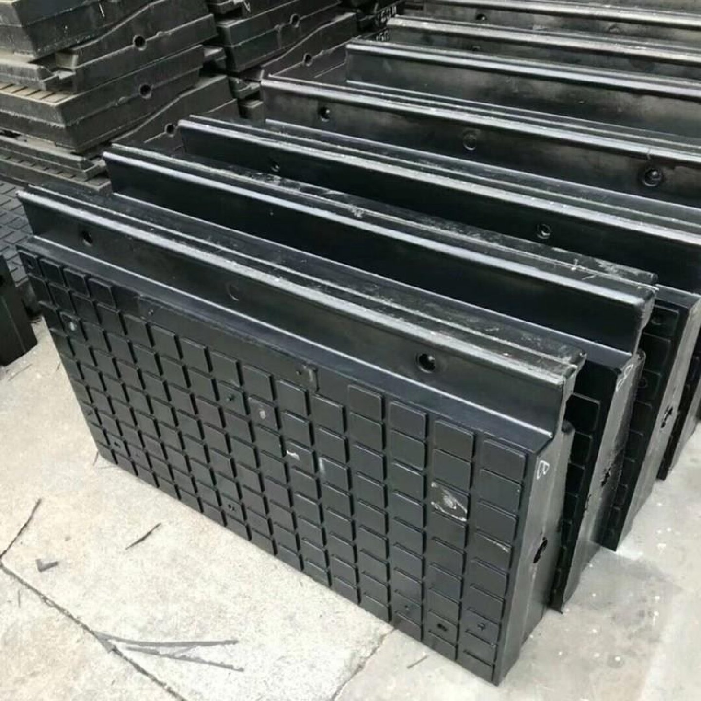 铁路平交道专用橡胶垫板铁路道口胶板轻轨道减速板铁道口铺面板,五金/工具,减速带\减速垄,淘宝优惠券,粉丝福利购,淘宝优惠卷