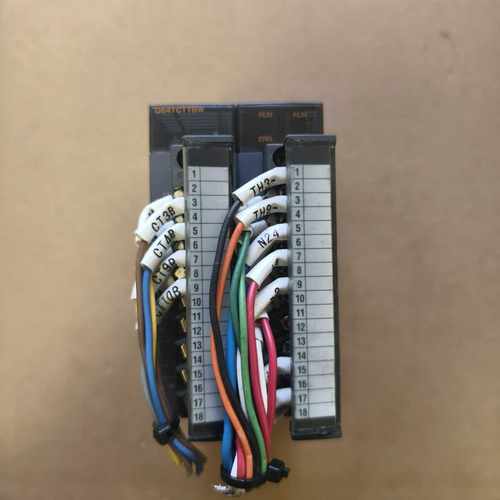 三菱温度控制模块，型号Q64TCTTBW，日本原装制造。24--议价商品