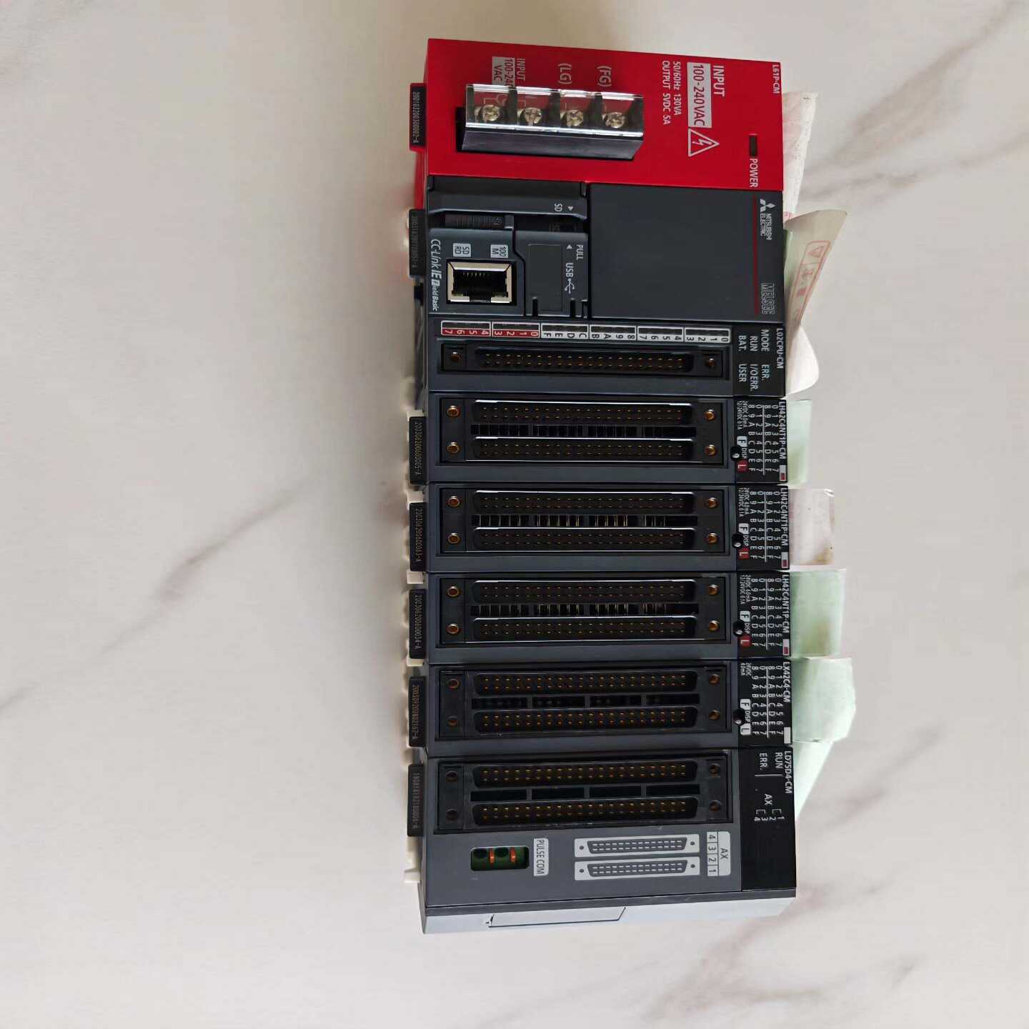 询价三菱PLC一套，电源型号L61P-CM配套模块L02CPU-