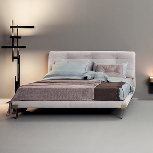 轻奢高端磨砂布床主卧高脚真皮羽绒软包床现代别墅大平层婚床 意式