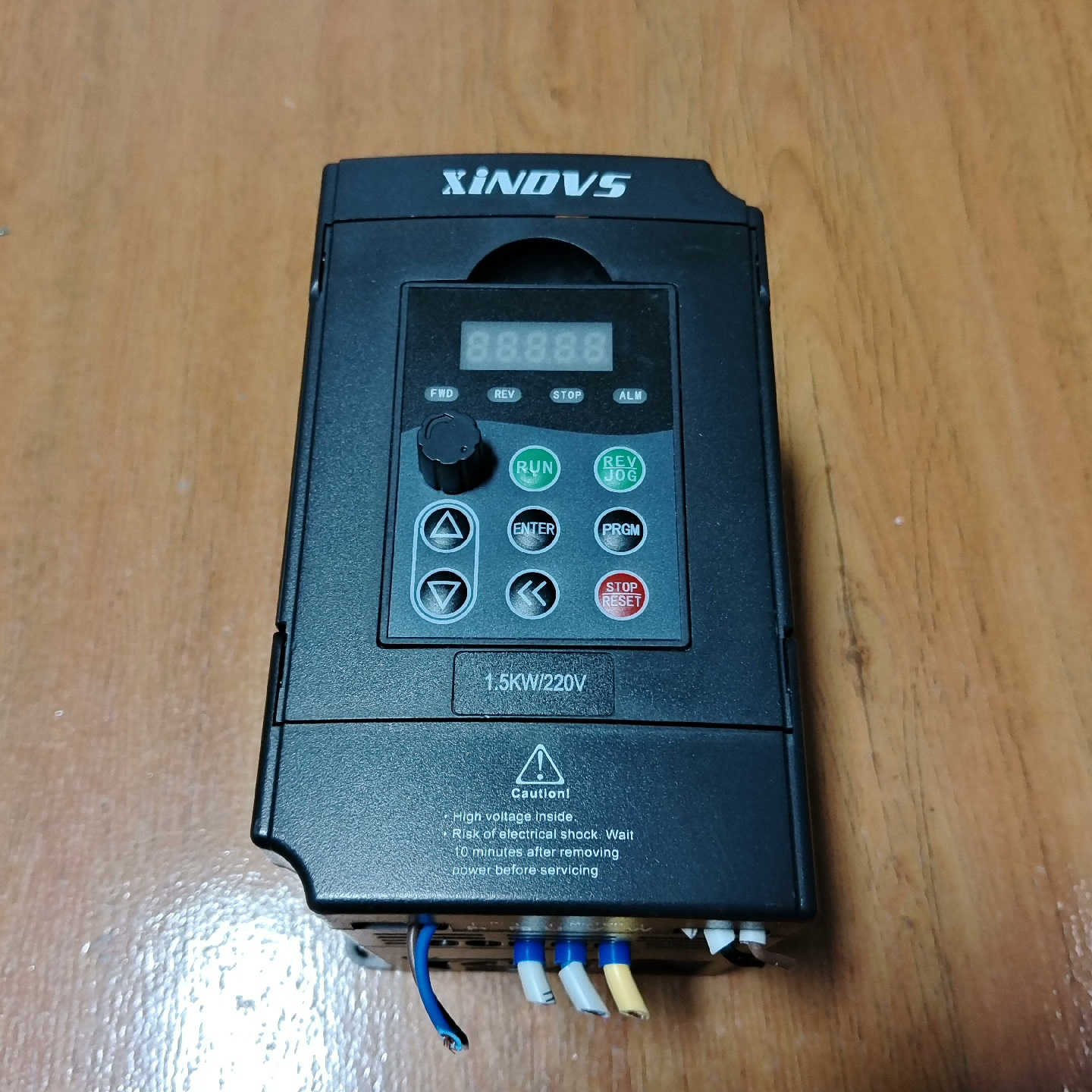 欣捷思变频器Y500-Y0015M1功率15kw22议价