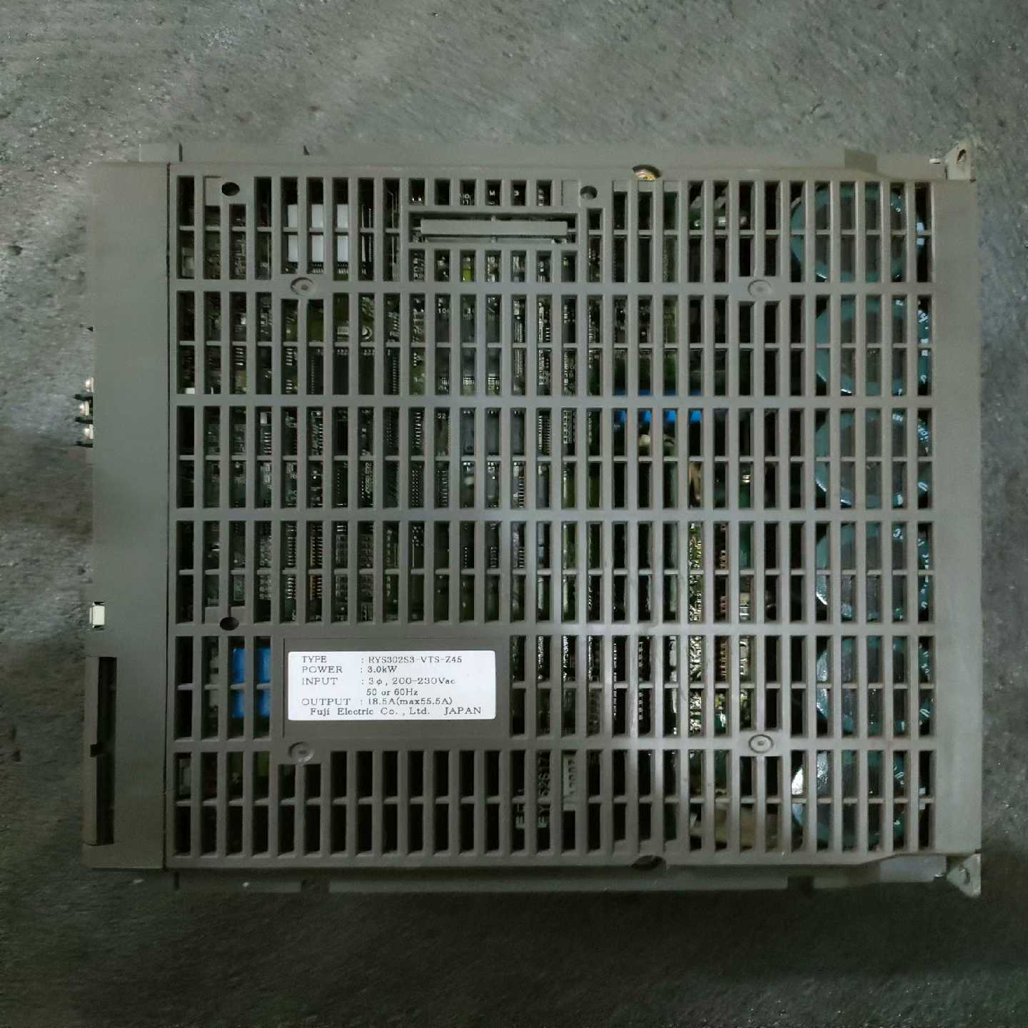 议价富士驱动器RYS302S3-VTS-Z453KW现货拆机