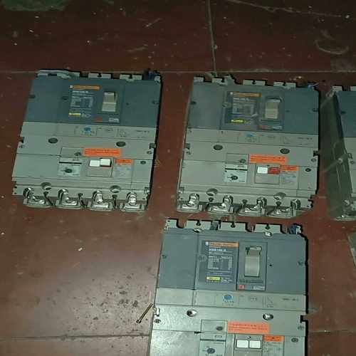 议价施耐德原装正品NSE160N316，拆机货，实物拍摄如图所示现货/