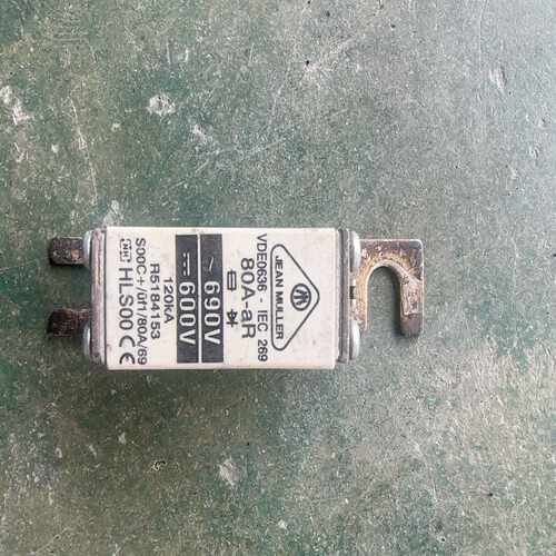 VDE0636-IEC80A-aR690V