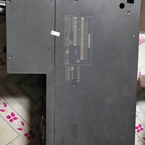 443-1EX11;，外观如图，有一个掉一块，—议价