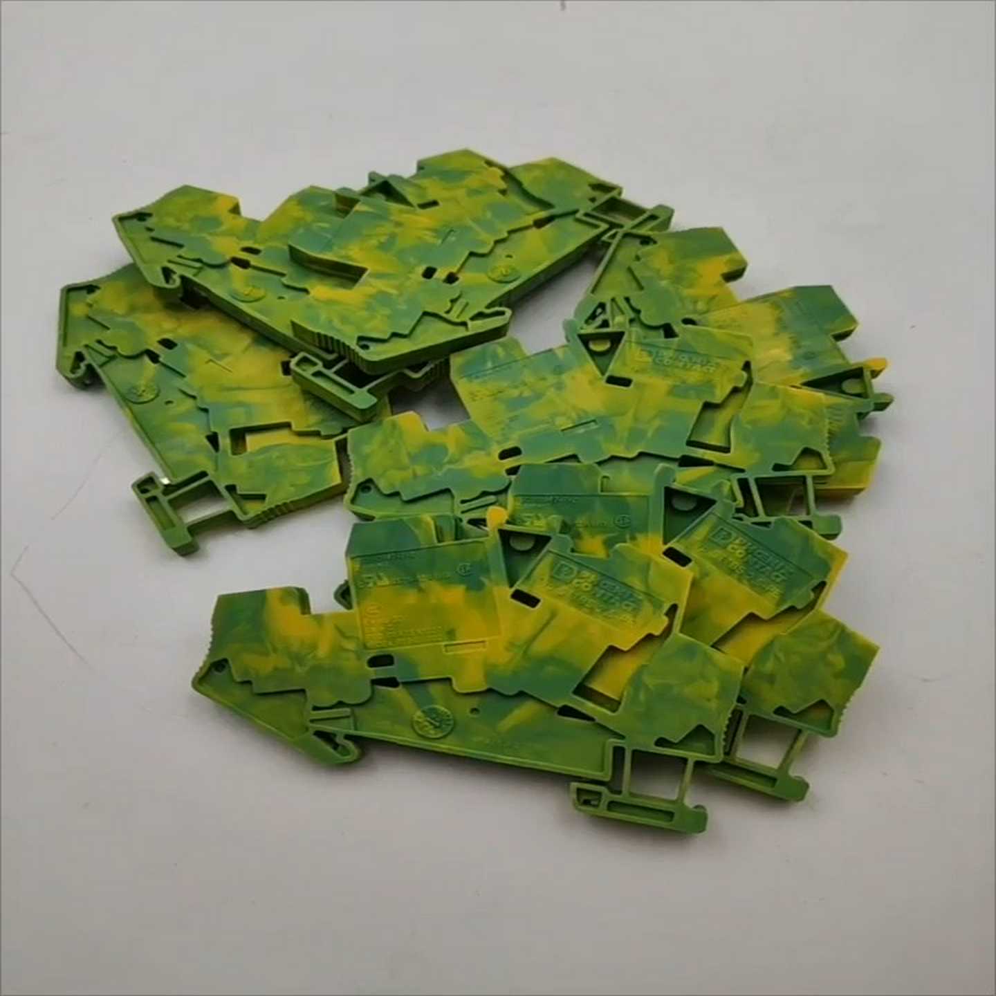 STTBS2.5-PESTTBS2.5-PE303848