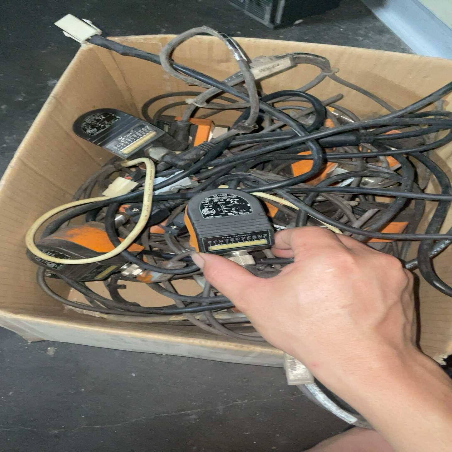 SA1000IFM易福门SAM16BBD100G/W/US【博航商行】