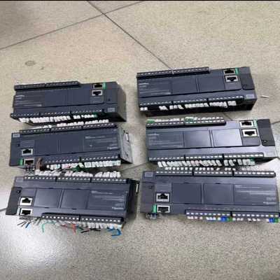 施耐德PLC-TM221CE40U成色非常漂亮拆下6条，议价--议价商品