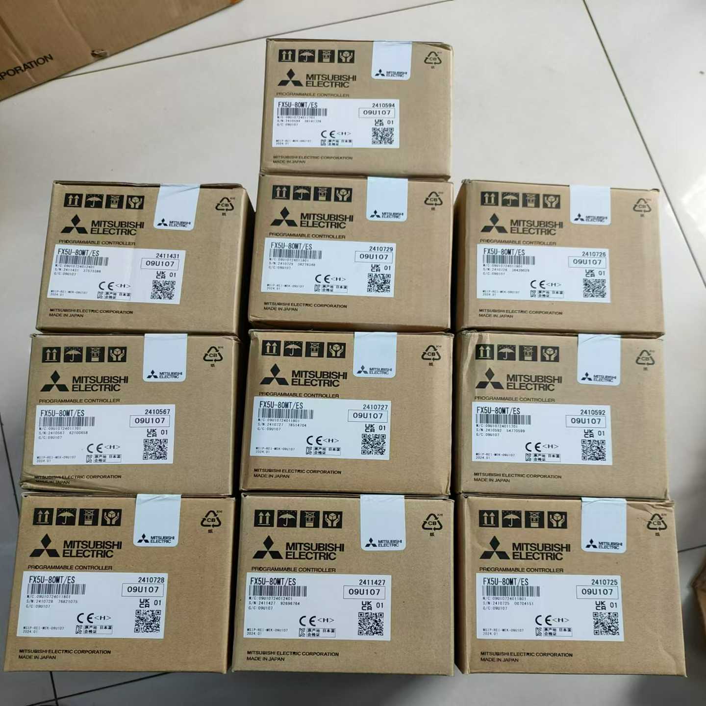 （议价）FX5U-80MT/ES，正品质保一年，85台