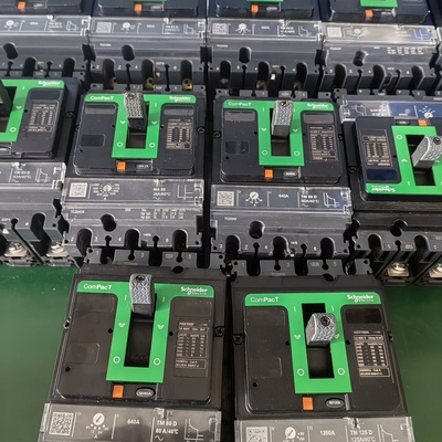 施耐德ComPacT塑壳断路器NSX100N系列15A.2