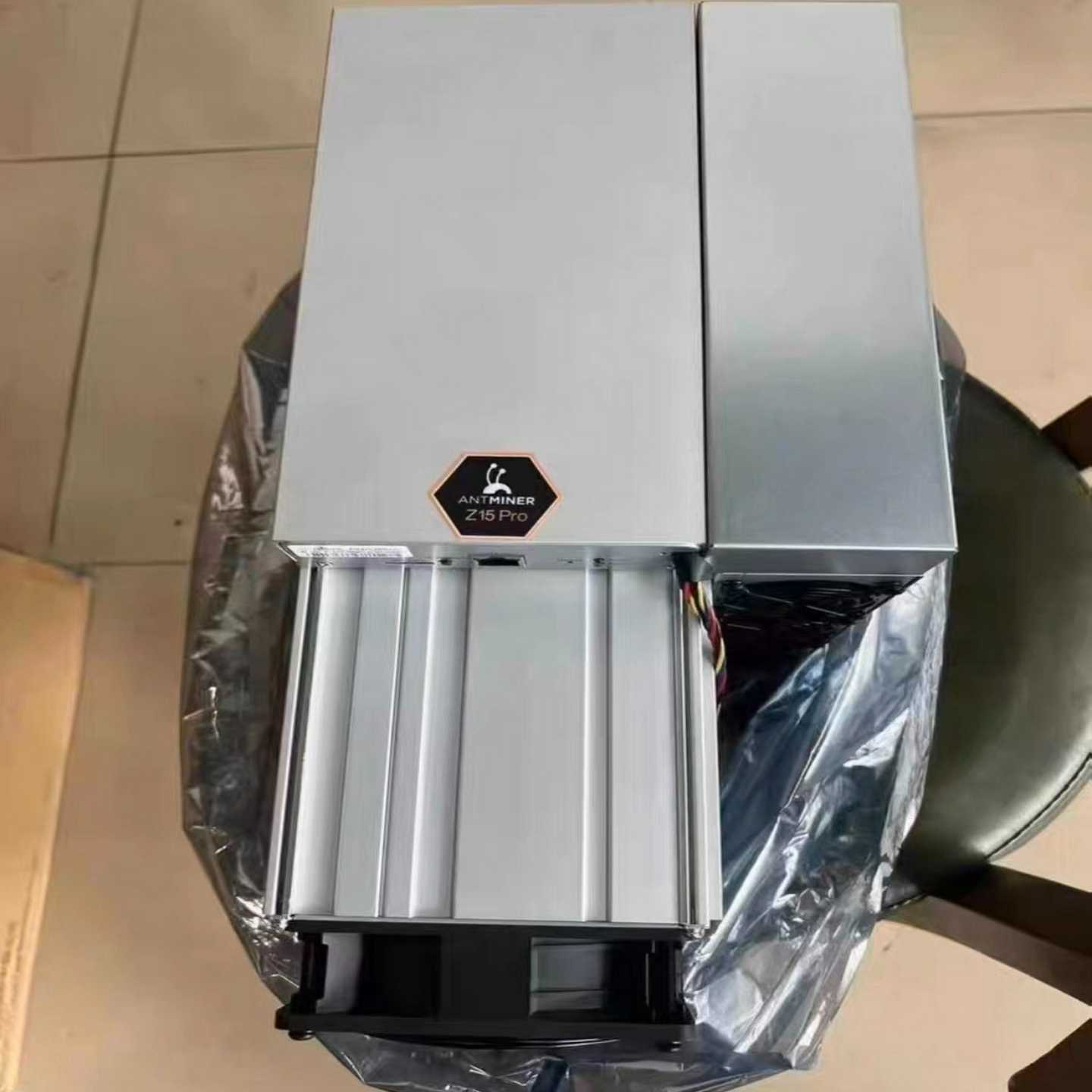 出全新Z15pro840到付保24时--议价商品