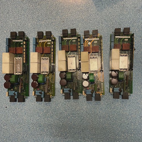 MDX61B00305A3400变频器驱动板5.5K