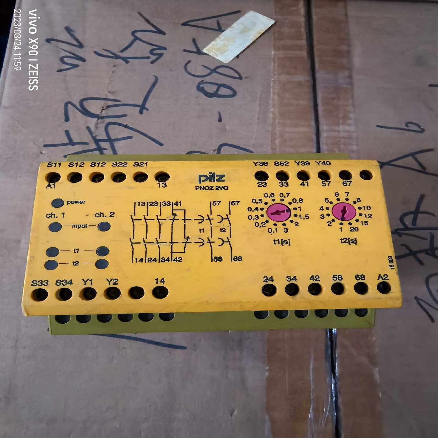 皮尔兹继电器PNOZ2VQ24VDC3n/o1n/（零零电子）