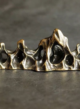 黄铜铸造桌面创意中式茶宠镇纸摆件古铜色金属工艺办公装饰