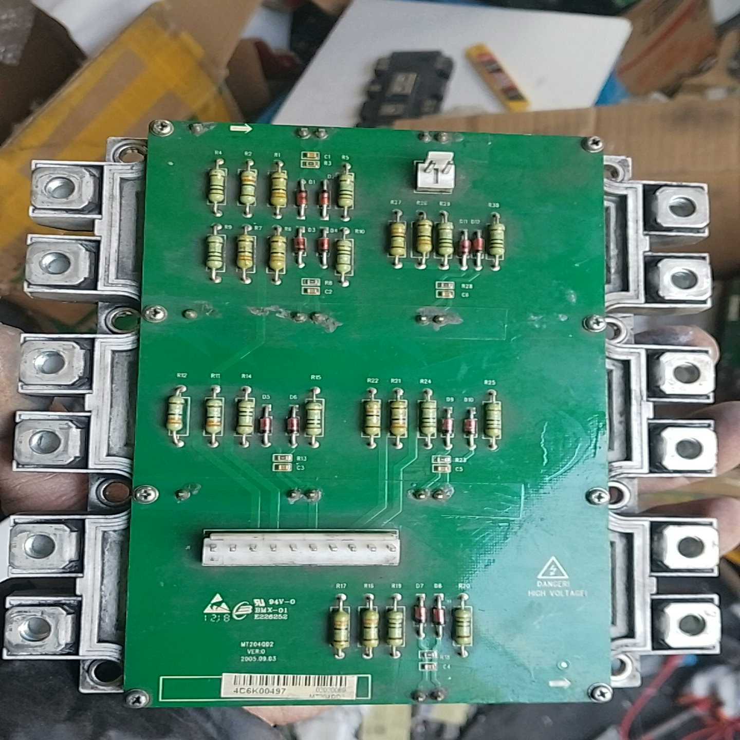MT204QD2配FS300R12KE3功能询价