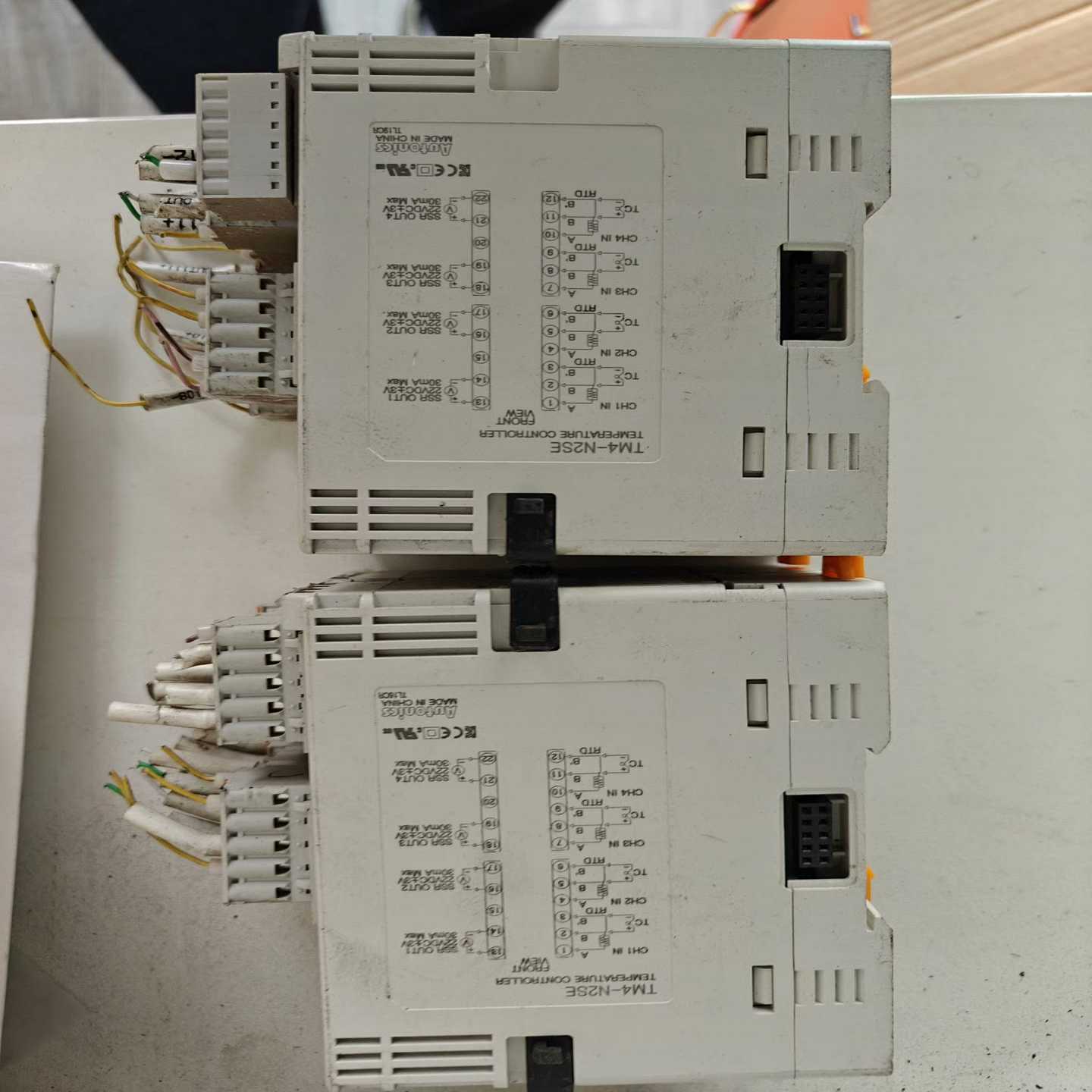 奥托尼克斯温度控制模块：TM4-N2SE。二手拆机实物拍--议价商品