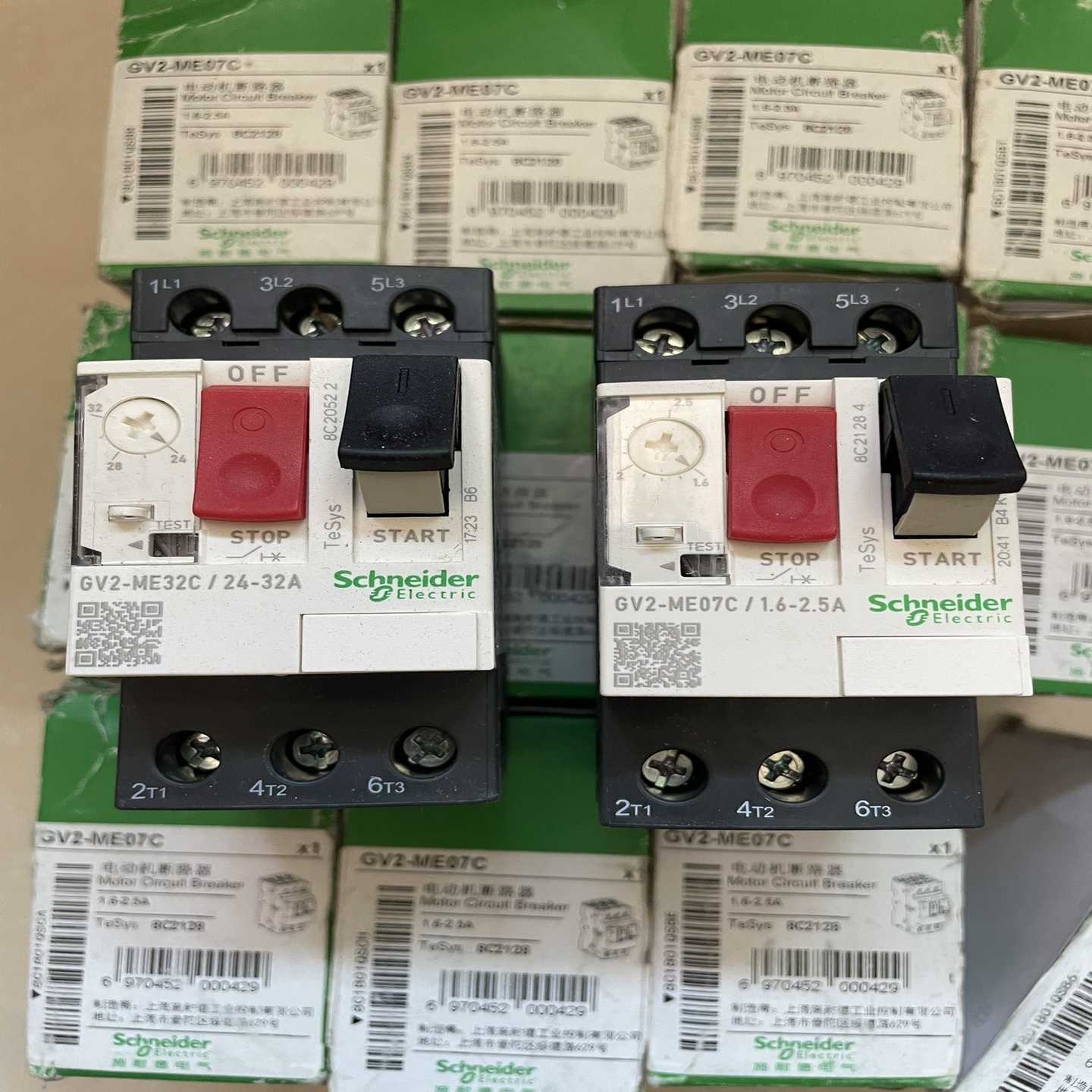 施耐德电动机断路器GV2-ME07C，1.6-2.5A，原装