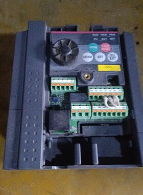 议价变频器3.7KWFRD7403.7kCHT拆议价