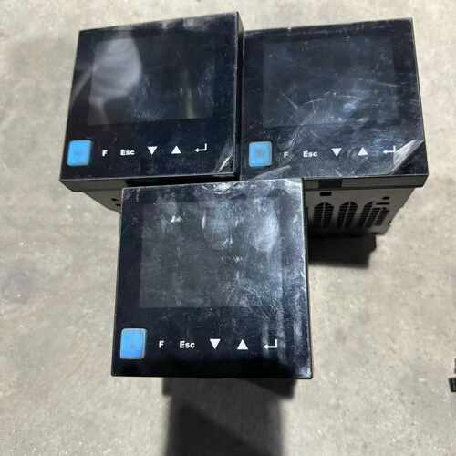 PMA控制器KS98-2  外观和配置见图    用的上的联~询价