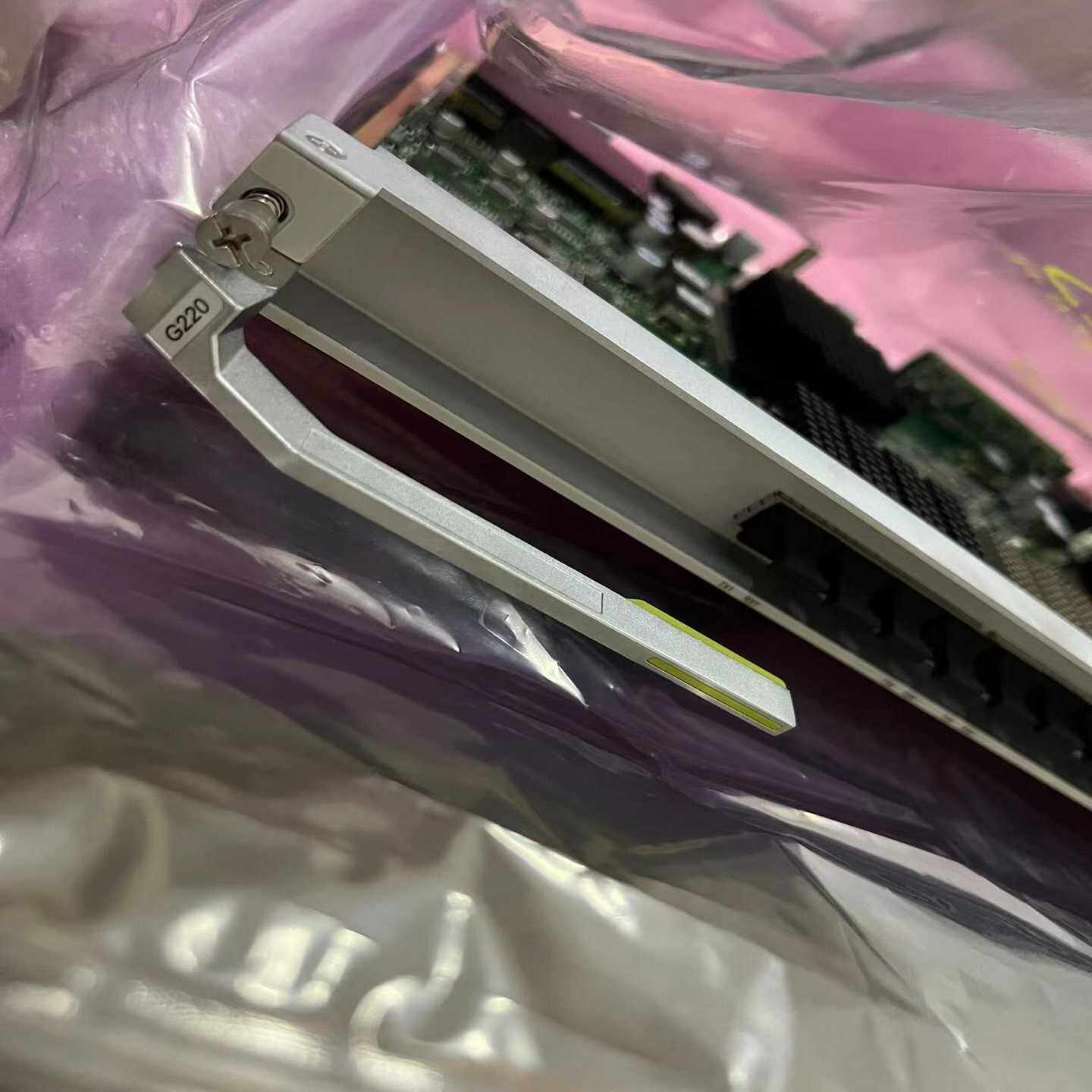 华为G220 TNV3G220 20路10G通用业务处理板