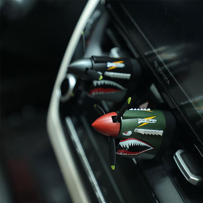 P40战鹰战斗车载香薰20机2新创意DY-P40汽车出风口螺旋5桨款扩香