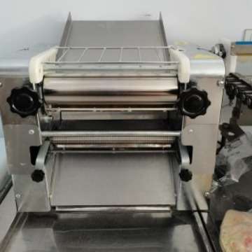 晟阳300台式不锈钢电动压面机商用面条面皮机饺子皮揉面机大功率