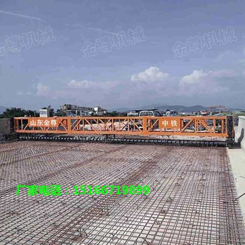 自动桁架轨道整平机行走轮式三滚轴震动摊铺机高速公路铺装机金尊