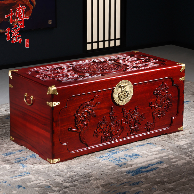 仿古香樟木箱子婚嫁箱结婚雕花衣箱实木字画箱嫁妆特价储物木箱子