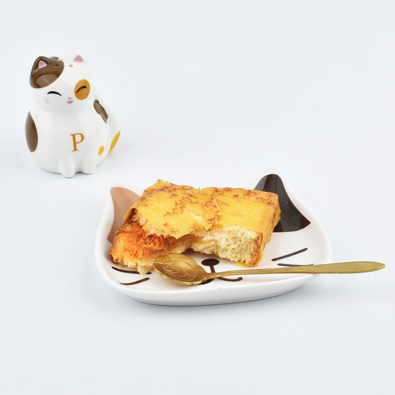 日式陶瓷猫咪可爱点心碟零食瓜果小碟创意猫脸碟家用骨头碟吐盘子