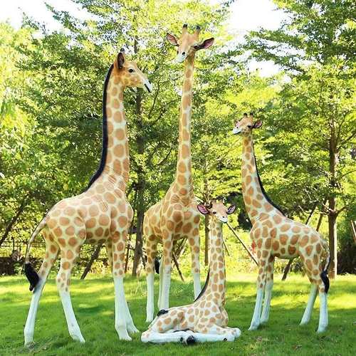 大型落地仿真动物长颈鹿摆件售楼处雕塑户外幼儿园林草坪景观装饰