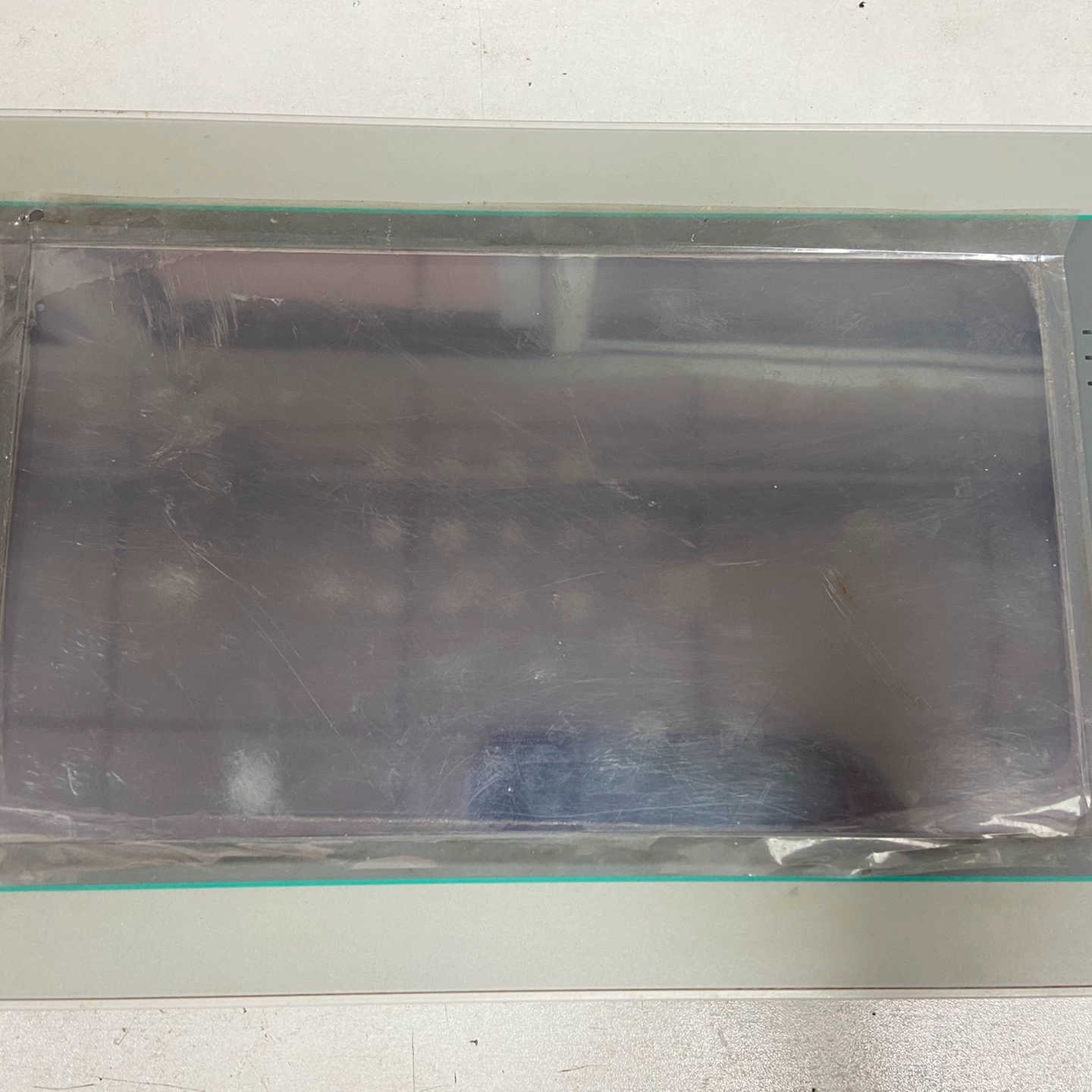 维控触摸屏10寸屏，PI3102ie-S，1个，成色如图