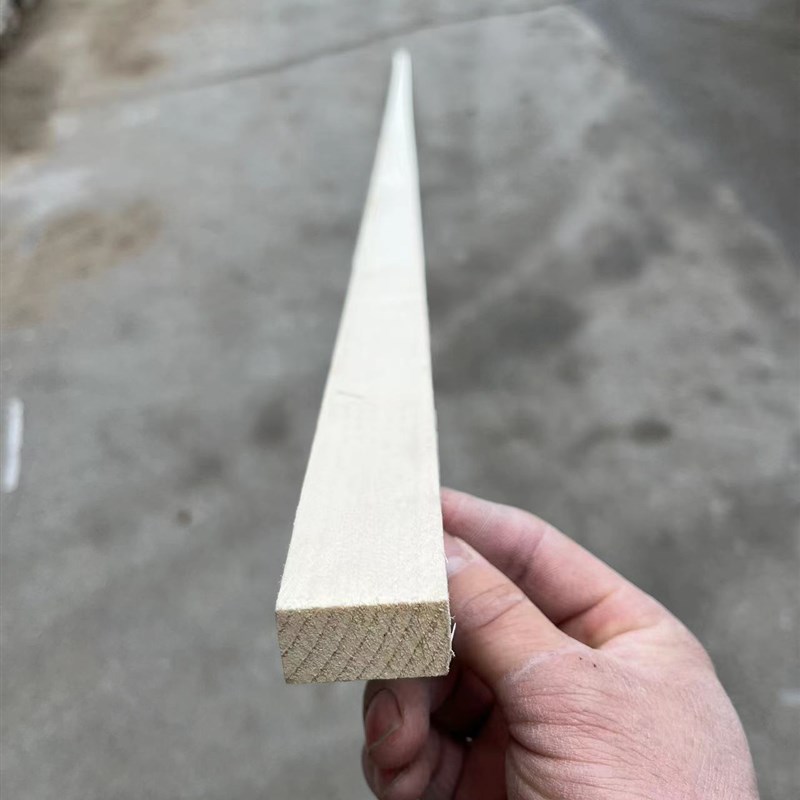 吊顶用木龙骨木条木方3米3.6米长2*3尺寸