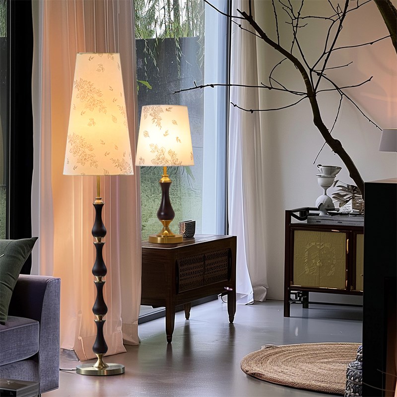 复古实木台灯南洋风美式印花布艺灯侘寂风卧室书房艺术床头灯casa