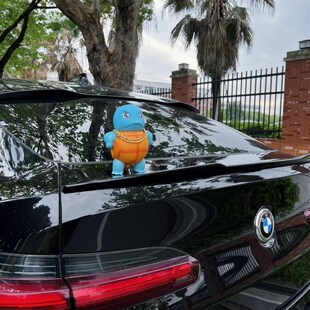 汽车尾部挂件玩偶搞笑傲娇杰尼龟防偷卡扣网红车载摆件创意公仔
