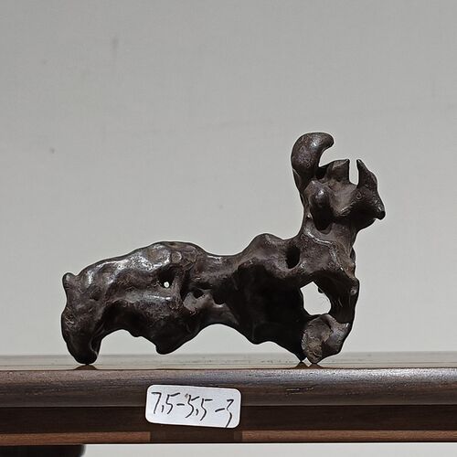 太湖石笔架山太湖水石书桌茶台天然原石传统艺术品文房雅器L