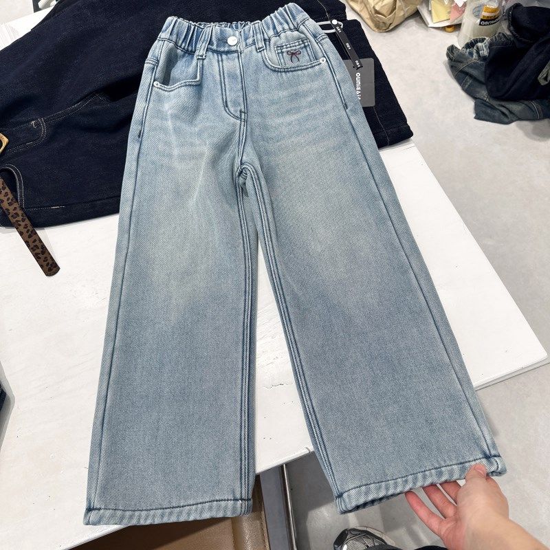 女大童加绒牛仔裤24冬装新款儿童一体绒洋气直筒裤女童窄版阔腿裤