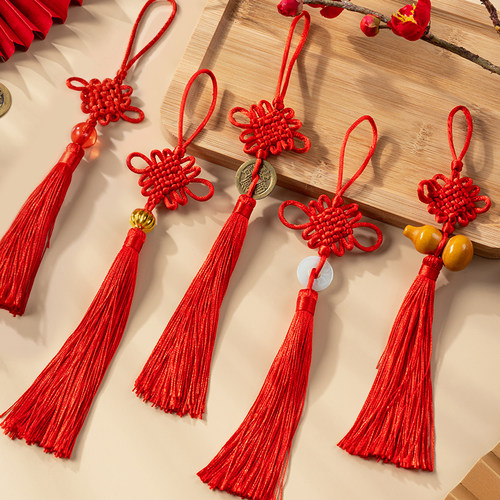 中国结挂件2022虎年新年装饰家用客厅新款小号手工编织福字车挂饰