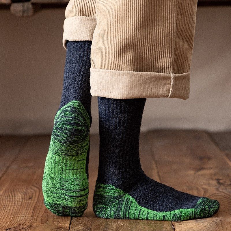 真羊毛袜男秋冬季加绒加厚袜子秋冬季撞色长筒毛圈中筒高筒毛巾底