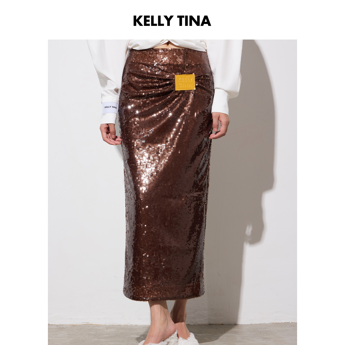 KELLY TINA徽章烙印星光裙时尚设计感显瘦百搭半身长裙气质亮片裙