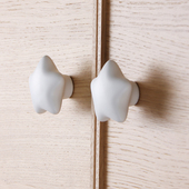 女儿房白色爱拉手现代门橱柜子床头柜抽屉明装 宝宝把手