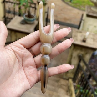 牛角美鼻器按摩鼻部经络眼部,耳后根.拨筋点穴头皮洁牛角梳护理